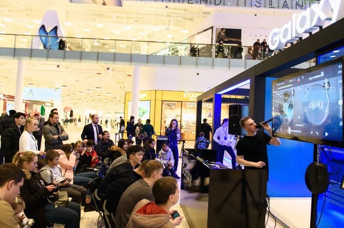 Samsung Galaxy Studio