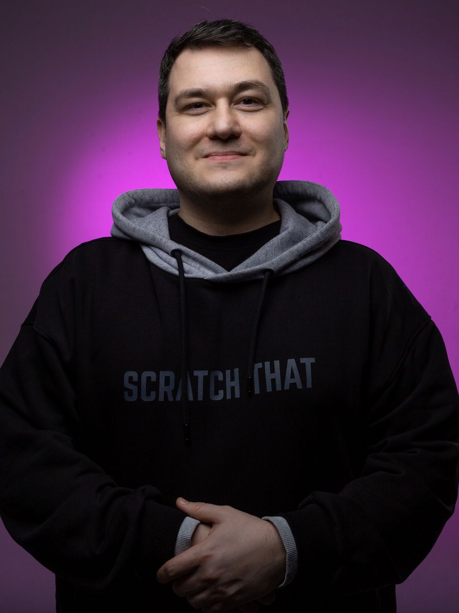 DJ Erik — основатель Scratch DJ School